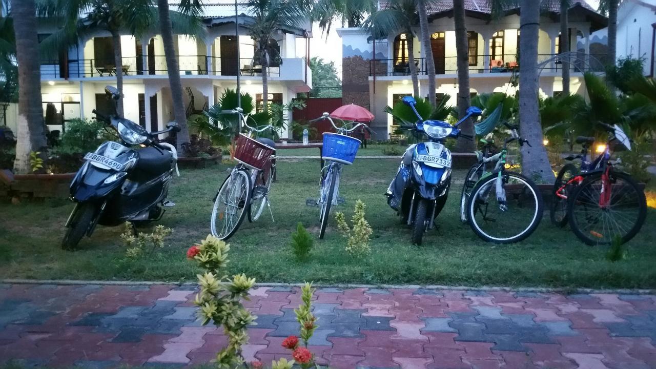 Crescent Sea Resort นิลาเวลี ภายนอก รูปภาพ