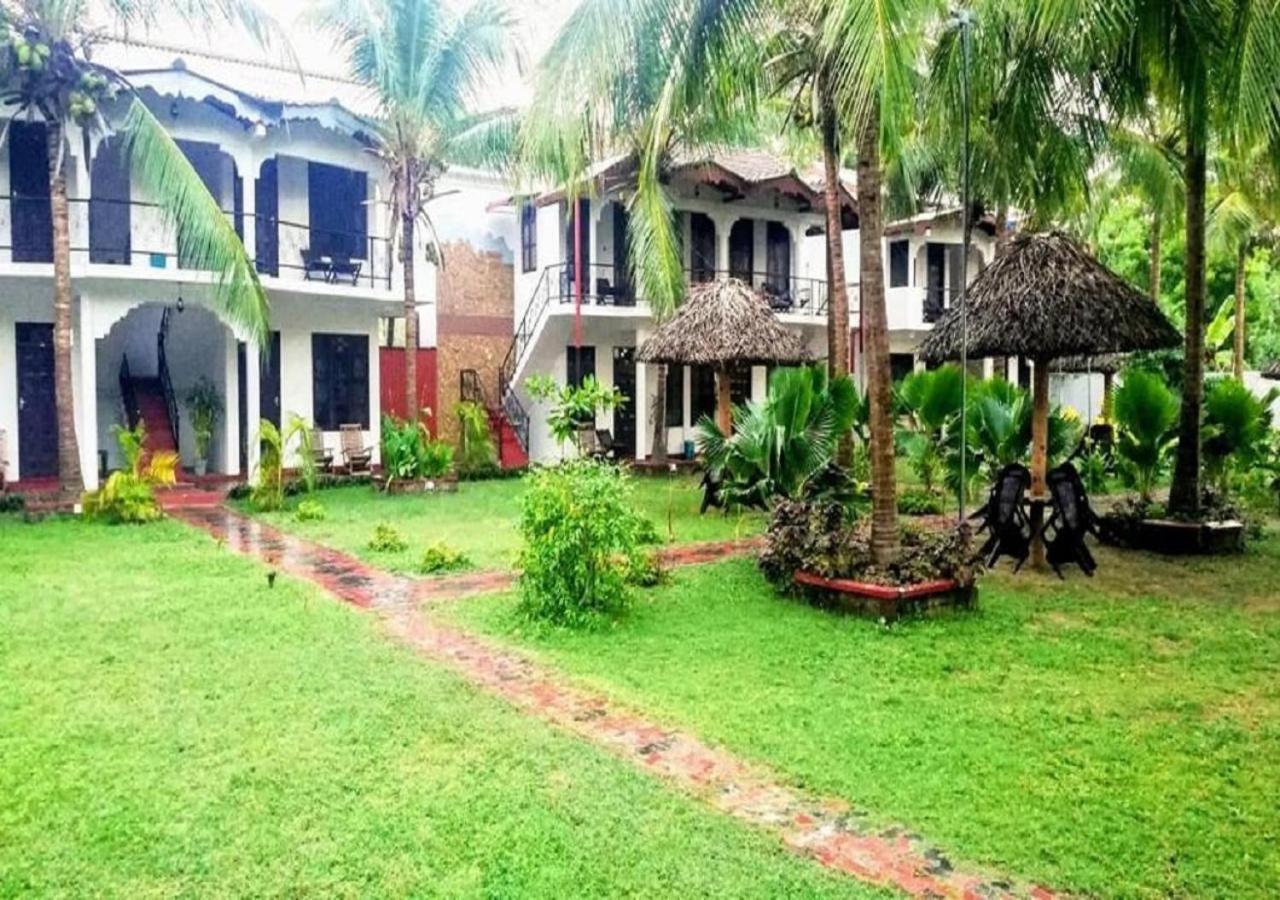 Crescent Sea Resort นิลาเวลี ภายนอก รูปภาพ